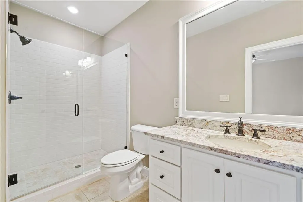 Bedroom #4 ensuite bath