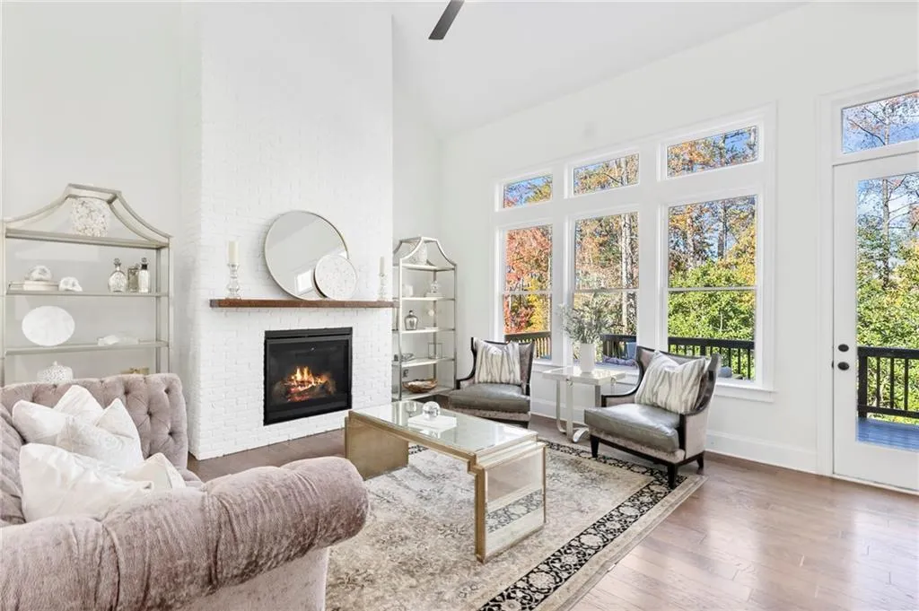 6475 Canopy Drive, Atlanta, Georgia 30328, 5 Bedrooms Bedrooms, ,4 BathroomsBathrooms,Residential,Sold,6475 Canopy Drive,6969816