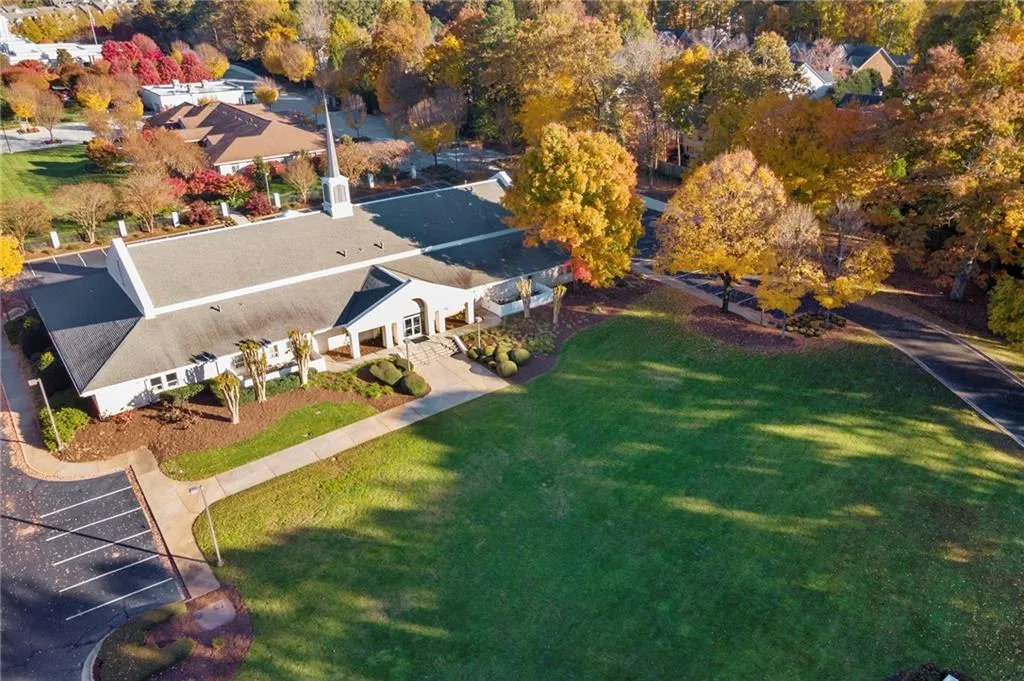 6475 Canopy Drive, Atlanta, Georgia 30328, 5 Bedrooms Bedrooms, ,4 BathroomsBathrooms,Residential,Sold,6475 Canopy Drive,6969816
