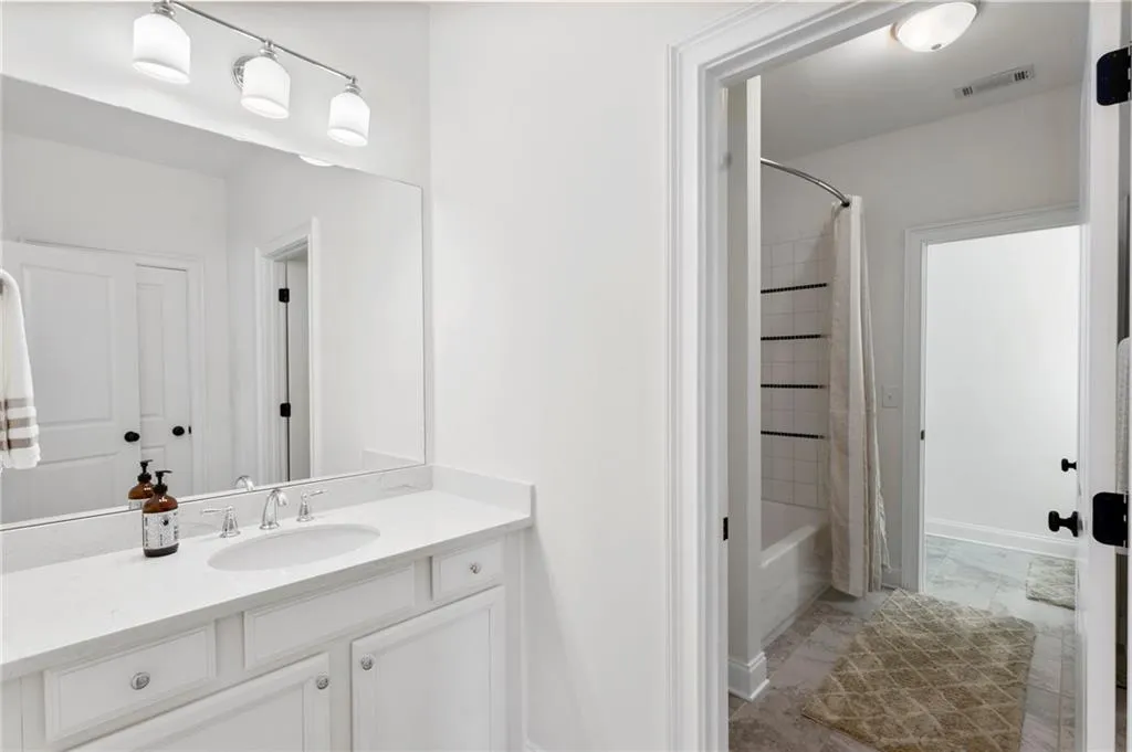 6475 Canopy Drive, Atlanta, Georgia 30328, 5 Bedrooms Bedrooms, ,4 BathroomsBathrooms,Residential,Sold,6475 Canopy Drive,6969816