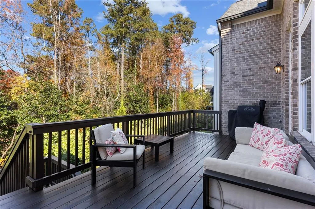 6475 Canopy Drive, Atlanta, Georgia 30328, 5 Bedrooms Bedrooms, ,4 BathroomsBathrooms,Residential,Sold,6475 Canopy Drive,6969816