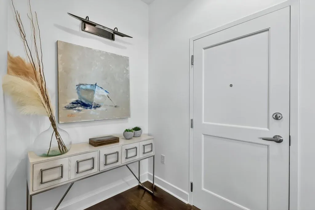 2795 Peachtree Road Ne Unit 1801, Atlanta, Georgia 30305, 2 Bedrooms Bedrooms, ,2 BathroomsBathrooms,Residential,For Sale,2795 Peachtree Road Ne Unit 1801,7627526