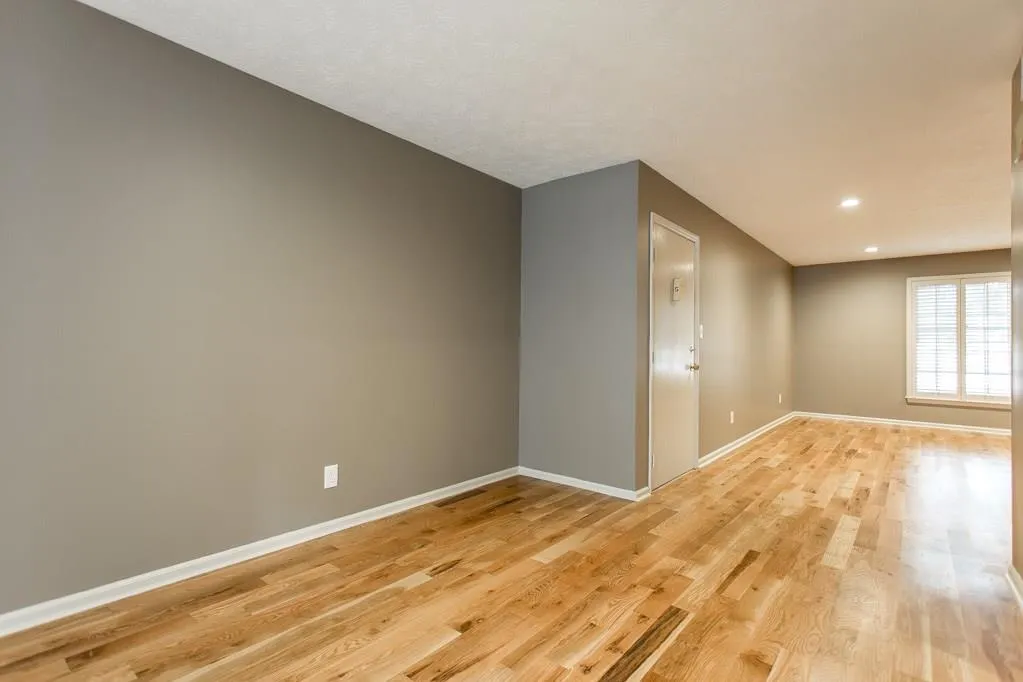 6700 Roswell Road Unit 32a, Atlanta, Georgia 30328, 2 Bedrooms Bedrooms, ,2 BathroomsBathrooms,Residential,Sold,6700 Roswell Road Unit 32a,6072767