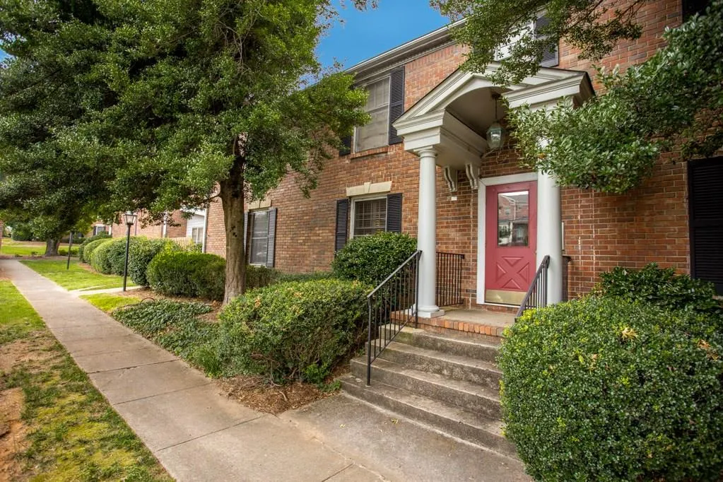 6700 Roswell Road Unit 32a, Atlanta, Georgia 30328, 2 Bedrooms Bedrooms, ,2 BathroomsBathrooms,Residential,Sold,6700 Roswell Road Unit 32a,6072767