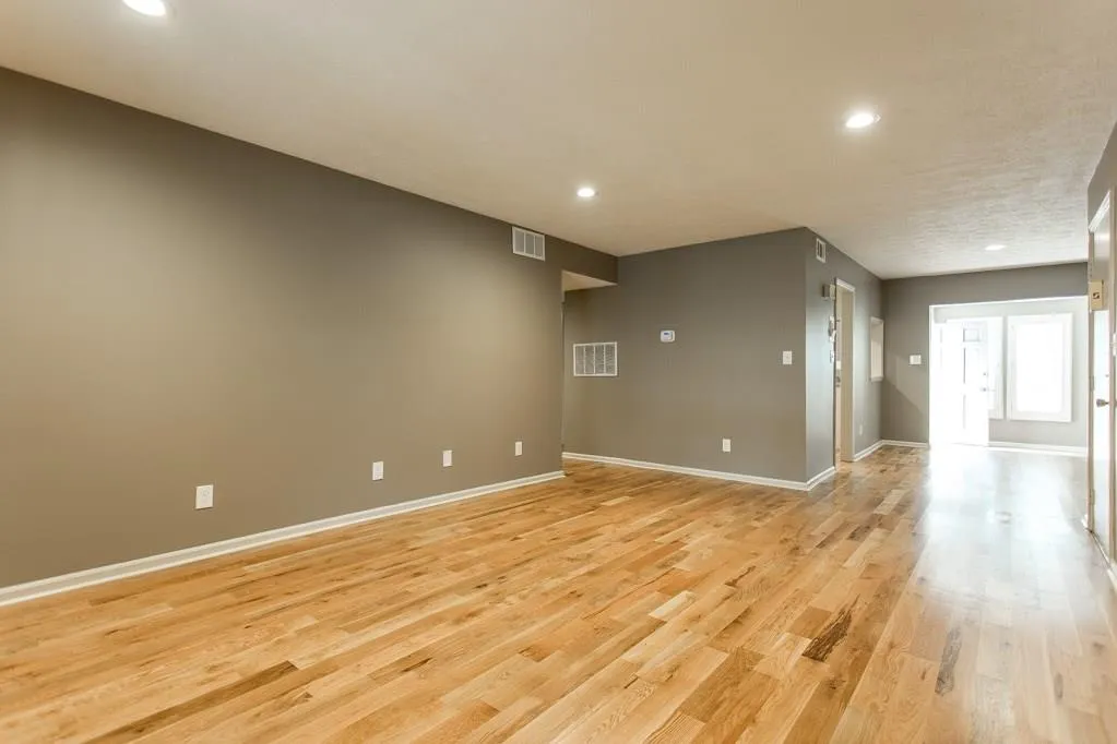 6700 Roswell Road Unit 32a, Atlanta, Georgia 30328, 2 Bedrooms Bedrooms, ,2 BathroomsBathrooms,Residential,Sold,6700 Roswell Road Unit 32a,6072767