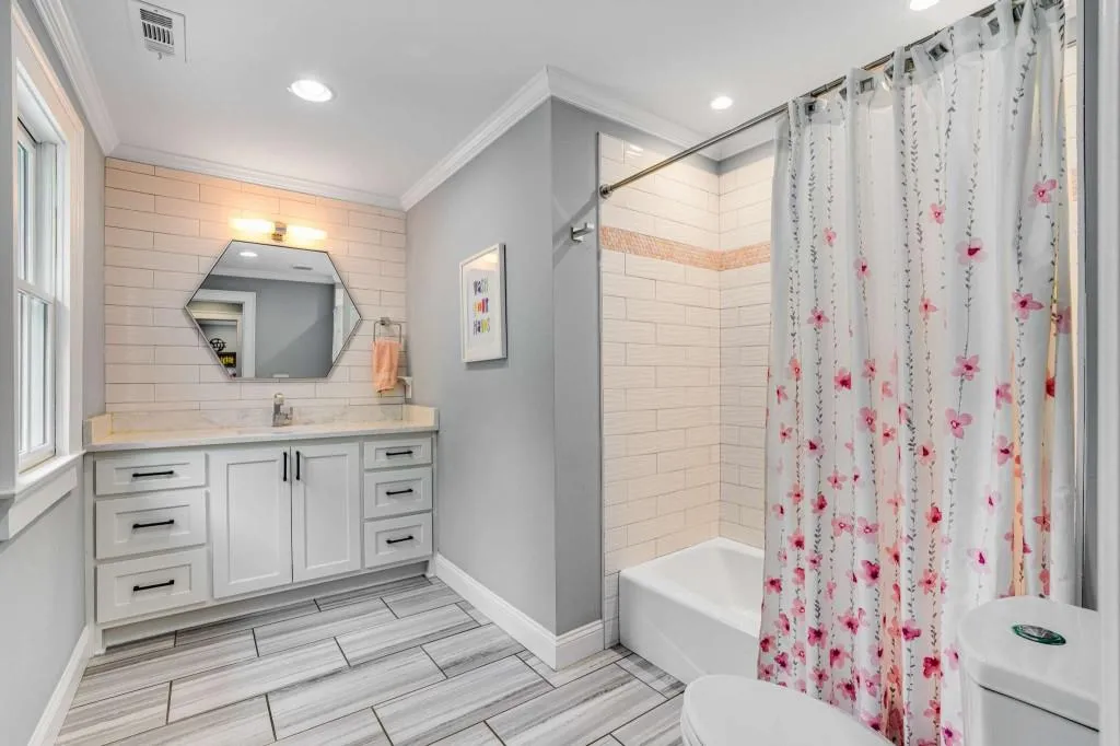 1678 Nottingham Way Ne, Atlanta, Georgia 30309, 6 Bedrooms Bedrooms, ,7 BathroomsBathrooms,Residential,For Sale,1678 Nottingham Way Ne,7627190