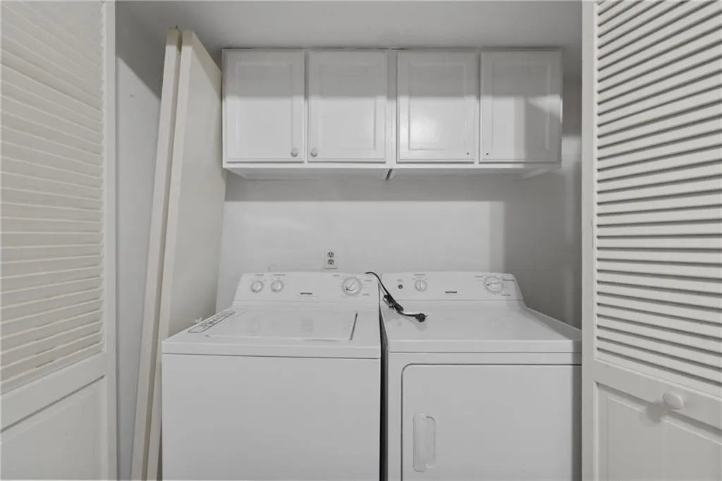 68 La Rue Place Nw, Atlanta, Georgia 30327, 1 Bedroom Bedrooms, ,1 BathroomBathrooms,Residential,For Sale,68 La Rue Place Nw,7605735