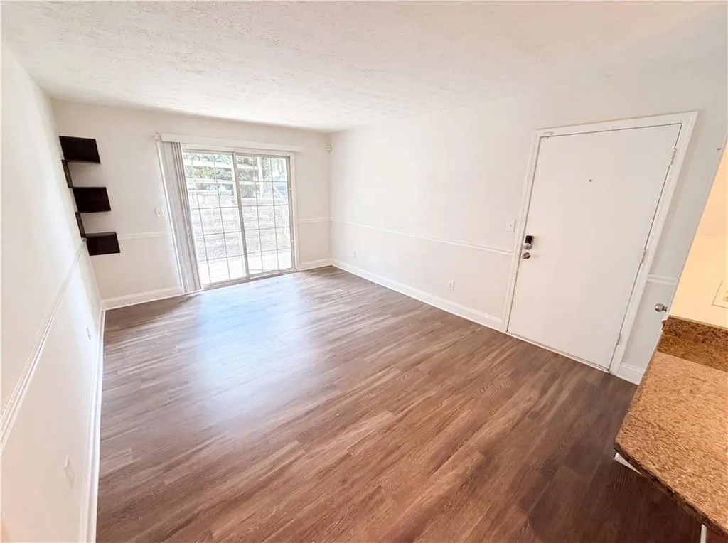 3175 Seven Pines Court Unit 204, Atlanta, Georgia 30339, 1 Bedroom Bedrooms, 0 ,1 BathroomBathrooms,Residential,For Sale,3175 Seven Pines Court Unit 204,7815221