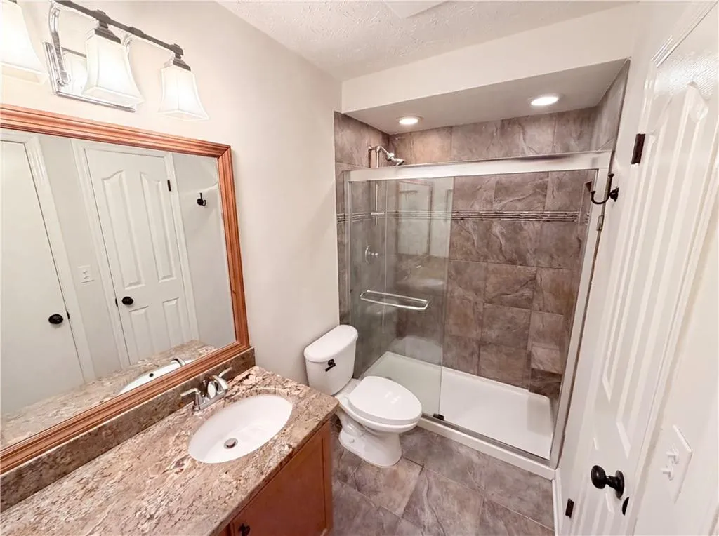 3175 Seven Pines Court Unit 204, Atlanta, Georgia 30339, 1 Bedroom Bedrooms, 0 ,1 BathroomBathrooms,Residential,For Sale,3175 Seven Pines Court Unit 204,7815221