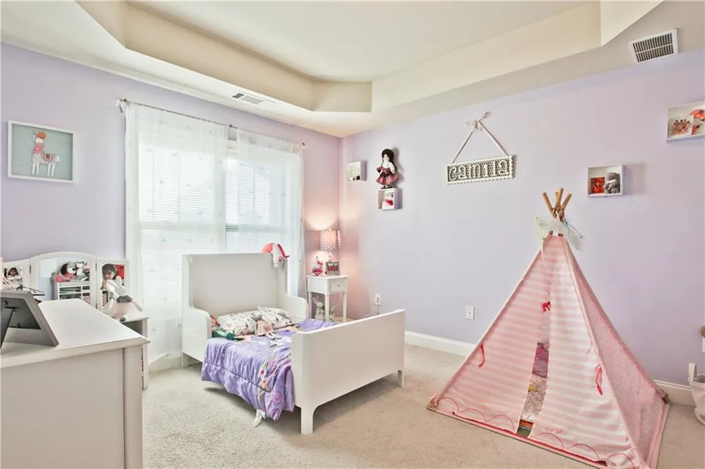 857 Perennial Drive, Sandy Springs, Georgia 30328, 3 Bedrooms Bedrooms, ,2 BathroomsBathrooms,Residential,Sold,857 Perennial Drive,6811358