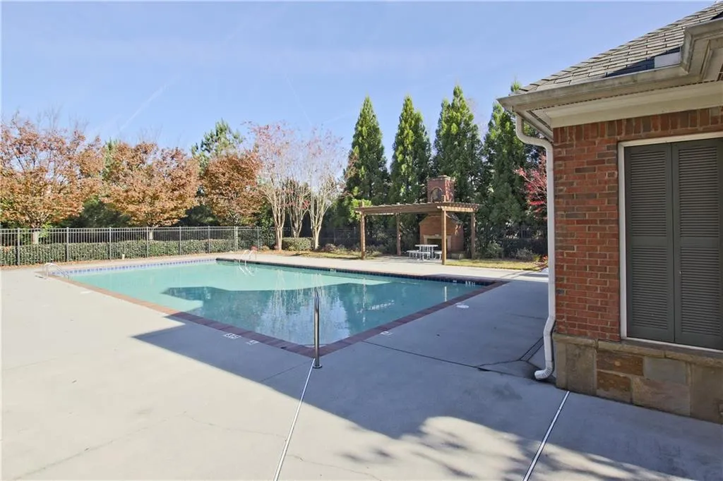 857 Perennial Drive, Sandy Springs, Georgia 30328, 3 Bedrooms Bedrooms, ,2 BathroomsBathrooms,Residential,Sold,857 Perennial Drive,6811358