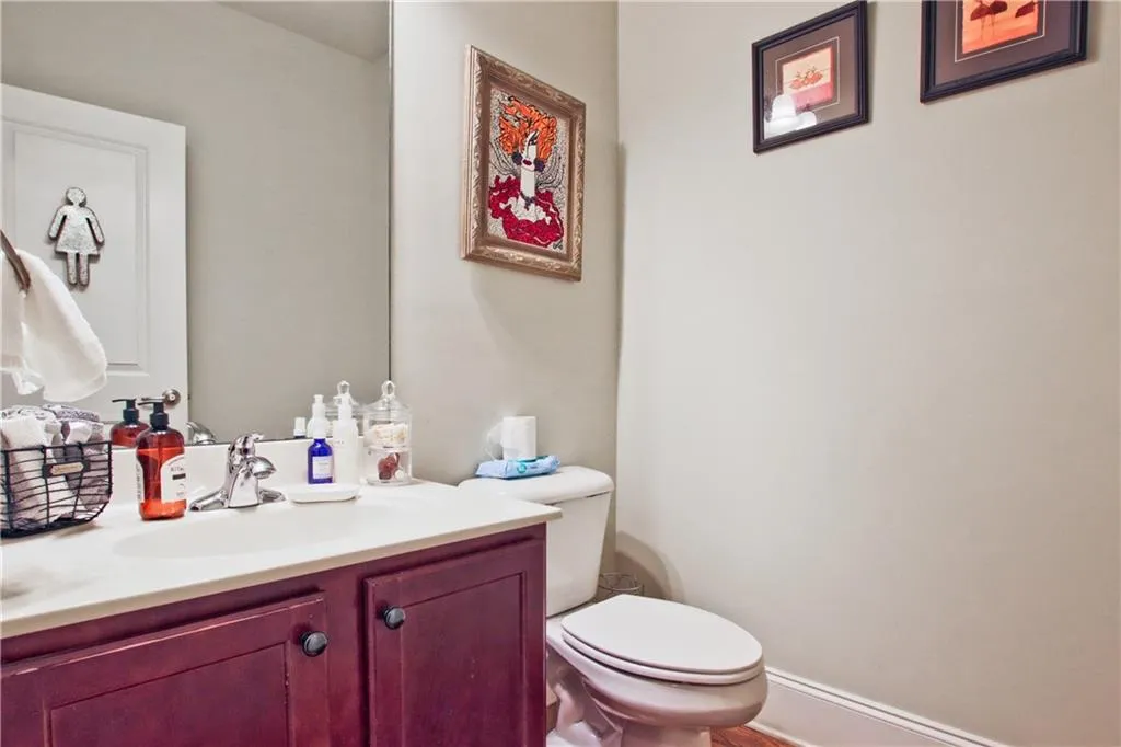 857 Perennial Drive, Sandy Springs, Georgia 30328, 3 Bedrooms Bedrooms, ,2 BathroomsBathrooms,Residential,Sold,857 Perennial Drive,6811358