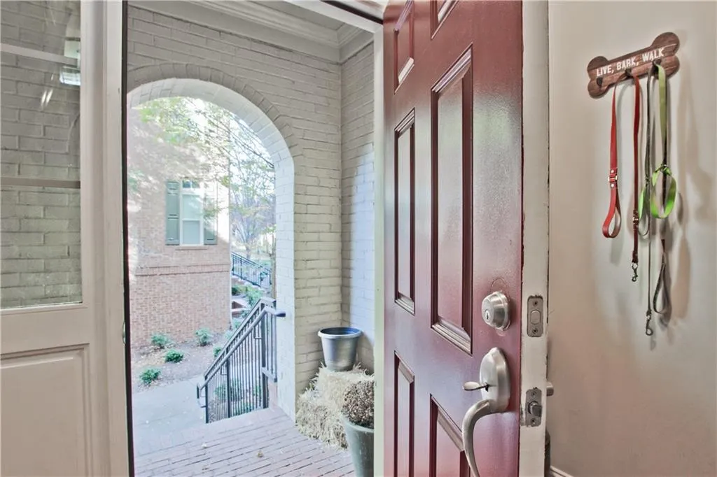 857 Perennial Drive, Sandy Springs, Georgia 30328, 3 Bedrooms Bedrooms, ,2 BathroomsBathrooms,Residential,Sold,857 Perennial Drive,6811358