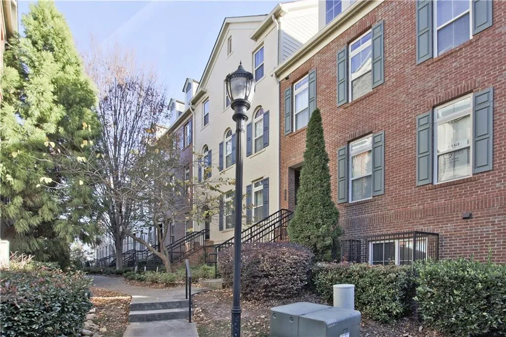 857 Perennial Drive, Sandy Springs, Georgia 30328, 3 Bedrooms Bedrooms, ,2 BathroomsBathrooms,Residential,Sold,857 Perennial Drive,6811358