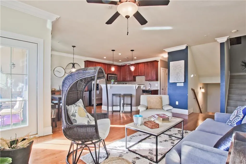 857 Perennial Drive, Sandy Springs, Georgia 30328, 3 Bedrooms Bedrooms, ,2 BathroomsBathrooms,Residential,Sold,857 Perennial Drive,6811358