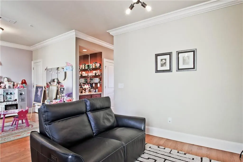 857 Perennial Drive, Sandy Springs, Georgia 30328, 3 Bedrooms Bedrooms, ,2 BathroomsBathrooms,Residential,Sold,857 Perennial Drive,6811358