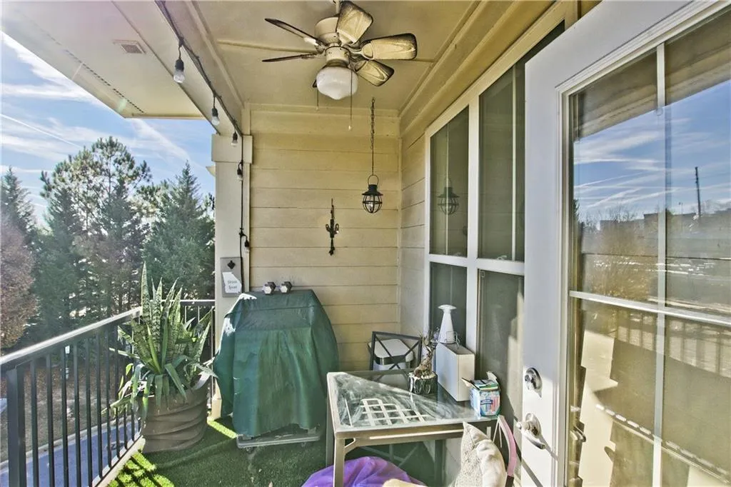 857 Perennial Drive, Sandy Springs, Georgia 30328, 3 Bedrooms Bedrooms, ,2 BathroomsBathrooms,Residential,Sold,857 Perennial Drive,6811358