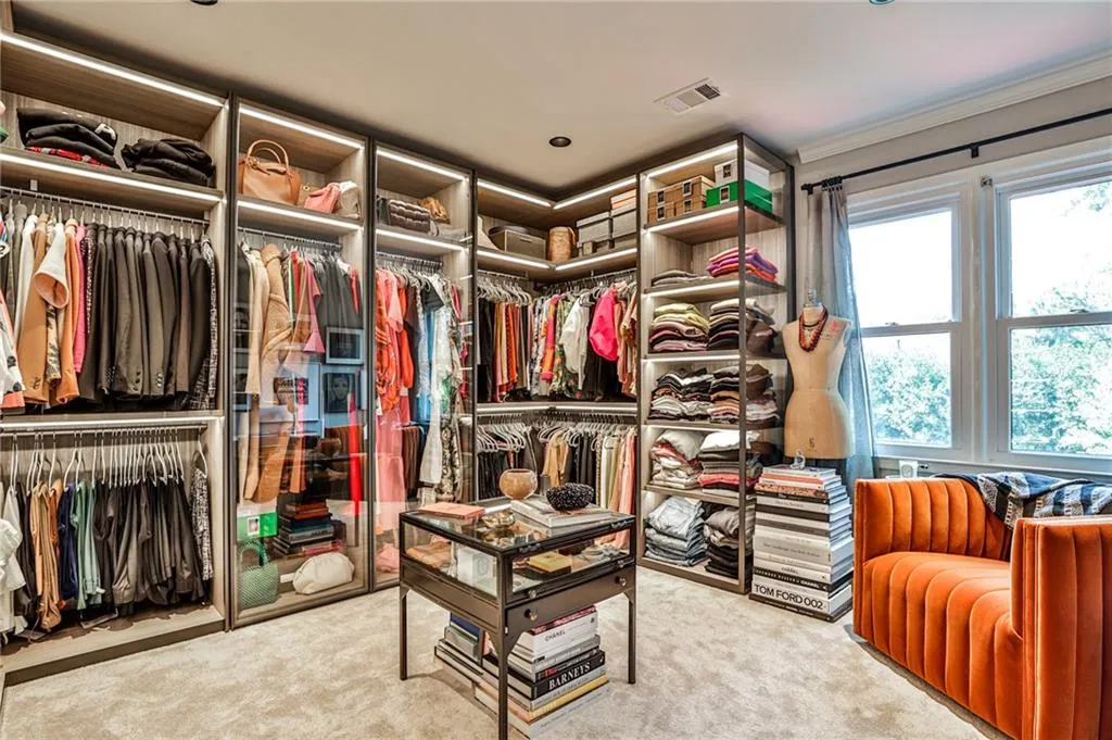 435 Tavern Circle, Sandy Springs, Georgia 30350, 5 Bedrooms Bedrooms, ,5 BathroomsBathrooms,Residential,Sold,435 Tavern Circle,7257163