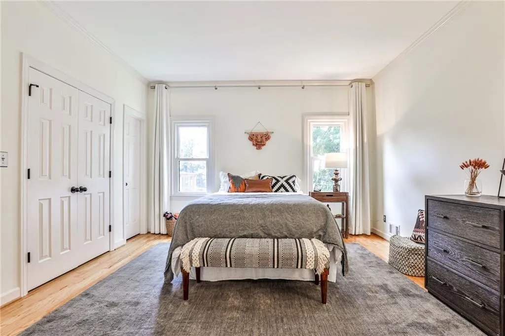 435 Tavern Circle, Sandy Springs, Georgia 30350, 5 Bedrooms Bedrooms, ,5 BathroomsBathrooms,Residential,Sold,435 Tavern Circle,7257163