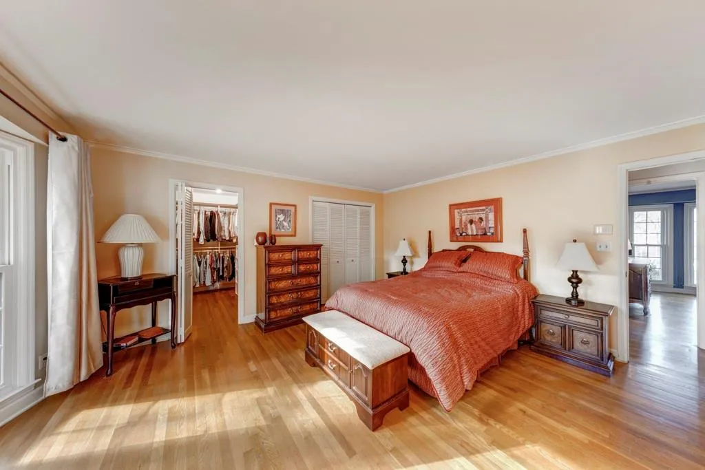 315 Riverhill Drive, Sandy Springs, Georgia 30328, 3 Bedrooms Bedrooms, ,2 BathroomsBathrooms,Residential,Sold,315 Riverhill Drive,6985988