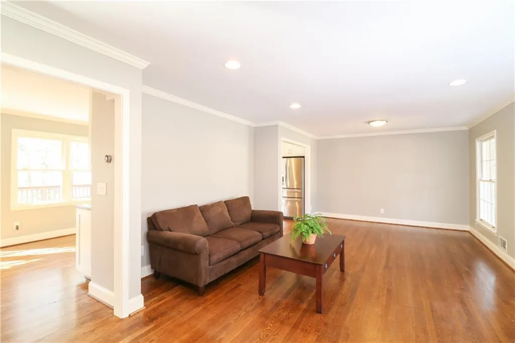 4066 Murphey Candler Court Ne, Brookhaven, Georgia 30319, 4 Bedrooms Bedrooms, ,2 BathroomsBathrooms,Residential,Sold,4066 Murphey Candler Court Ne,6514522