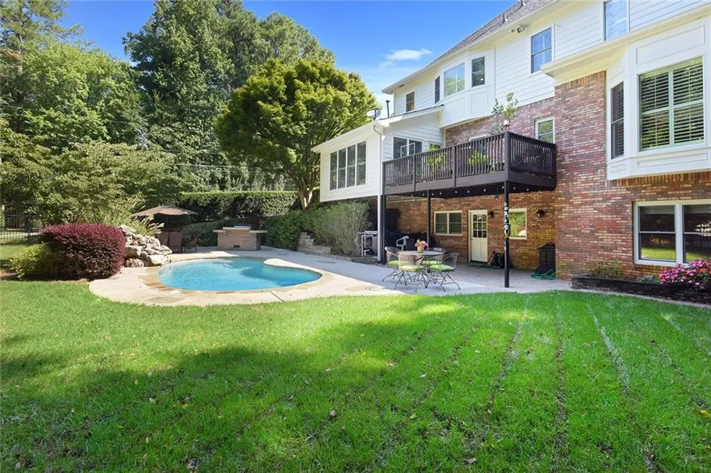 360 Spindle Court, Sandy Springs, Georgia 30350, 4 Bedrooms Bedrooms, ,3 BathroomsBathrooms,Residential,Sold,360 Spindle Court,5899817