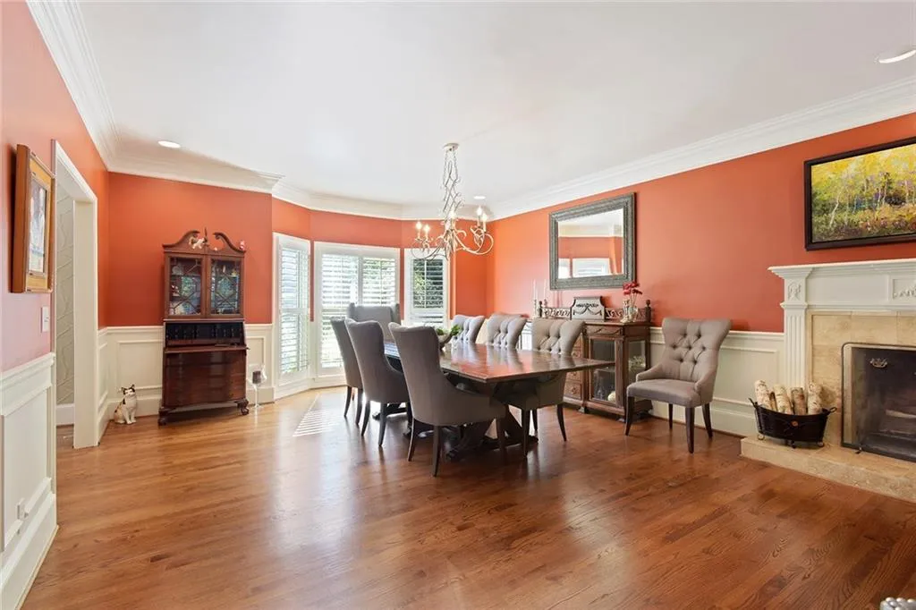 360 Spindle Court, Sandy Springs, Georgia 30350, 4 Bedrooms Bedrooms, ,3 BathroomsBathrooms,Residential,Sold,360 Spindle Court,5899817