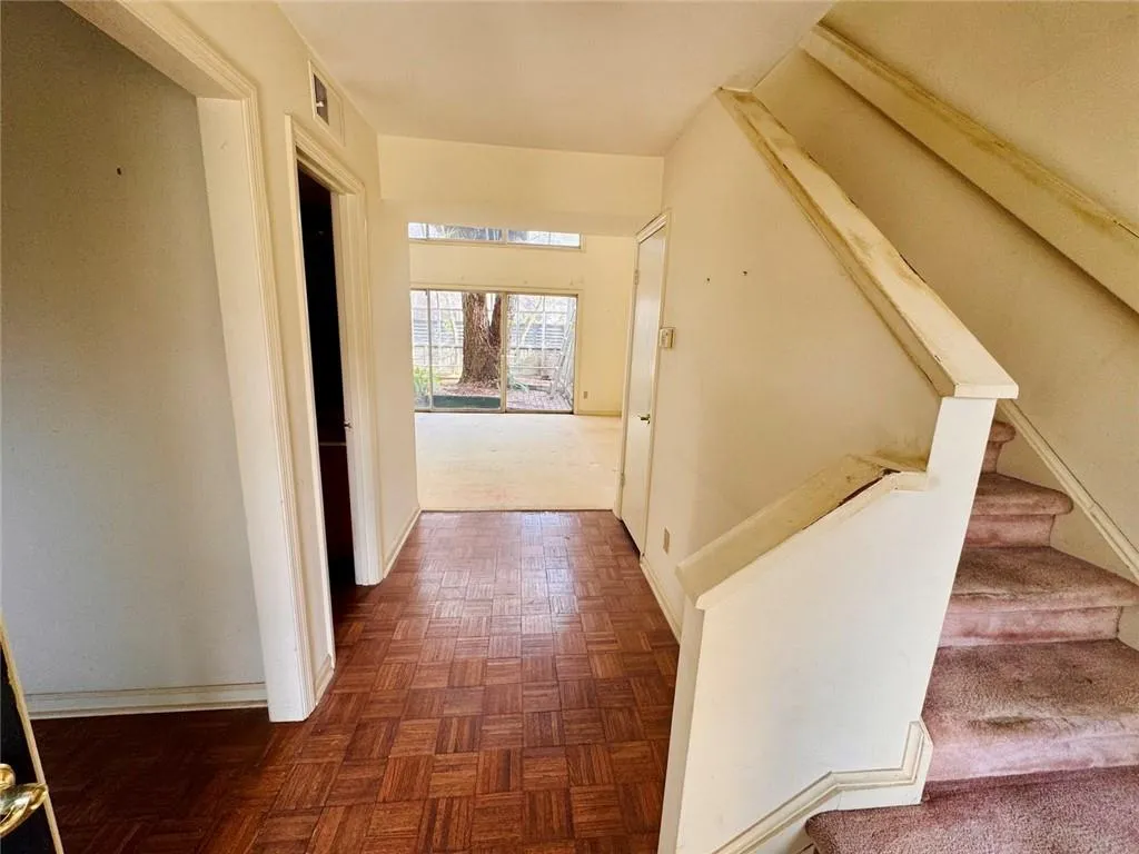 54 Forrest Place Ne, Atlanta, Georgia 30328, 2 Bedrooms Bedrooms, ,2 BathroomsBathrooms,Residential,Sold,54 Forrest Place Ne,7709987