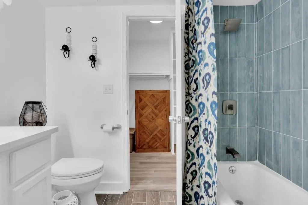 6851 Roswell Road Unit N-1, Atlanta, Georgia 30328, 1 Bedroom Bedrooms, ,1 BathroomBathrooms,Residential,Sold,6851 Roswell Road Unit N-1,7102440