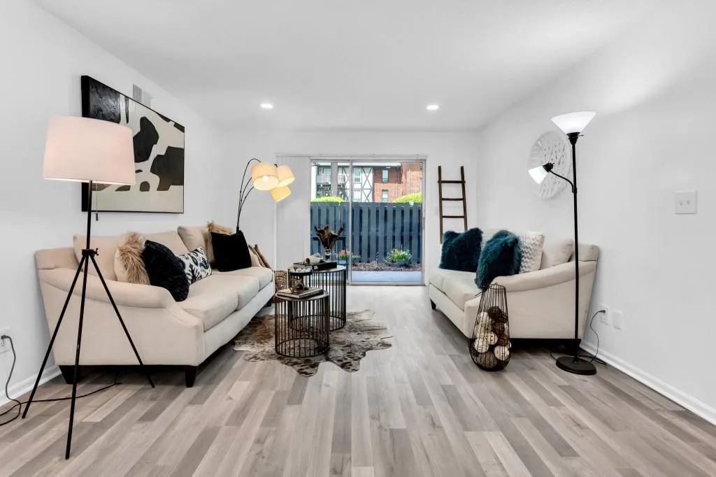 6851 Roswell Road Unit N-1, Atlanta, Georgia 30328, 1 Bedroom Bedrooms, ,1 BathroomBathrooms,Residential,Sold,6851 Roswell Road Unit N-1,7102440