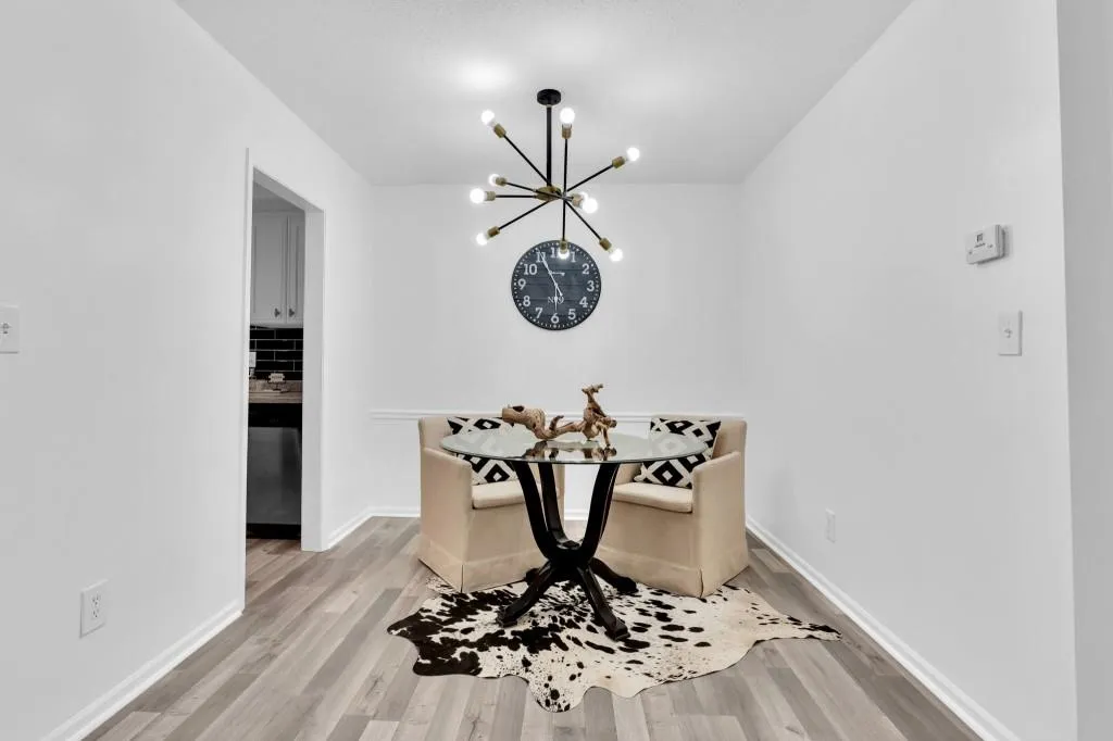 6851 Roswell Road Unit N-1, Atlanta, Georgia 30328, 1 Bedroom Bedrooms, ,1 BathroomBathrooms,Residential,Sold,6851 Roswell Road Unit N-1,7102440