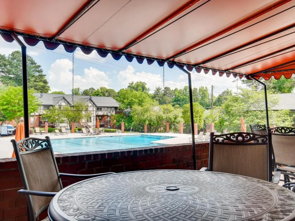 6851 Roswell Road Unit N-1, Atlanta, Georgia 30328, 1 Bedroom Bedrooms, ,1 BathroomBathrooms,Residential,Sold,6851 Roswell Road Unit N-1,7102440