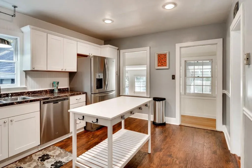 430 Hilderbrand Drive, Sandy Springs, Georgia 30328, 5 Bedrooms Bedrooms, ,2 BathroomsBathrooms,Residential,Sold,430 Hilderbrand Drive,5766933