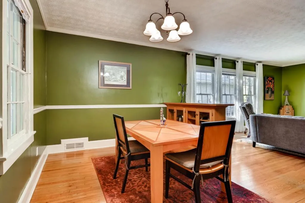 430 Hilderbrand Drive, Sandy Springs, Georgia 30328, 5 Bedrooms Bedrooms, ,2 BathroomsBathrooms,Residential,Sold,430 Hilderbrand Drive,5766933