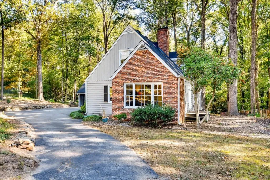 430 Hilderbrand Drive, Sandy Springs, Georgia 30328, 5 Bedrooms Bedrooms, ,2 BathroomsBathrooms,Residential,Sold,430 Hilderbrand Drive,5766933