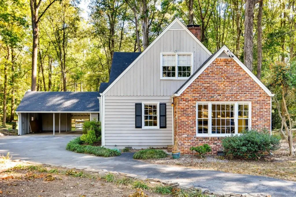 430 Hilderbrand Drive, Sandy Springs, Georgia 30328, 5 Bedrooms Bedrooms, ,2 BathroomsBathrooms,Residential,Sold,430 Hilderbrand Drive,5766933