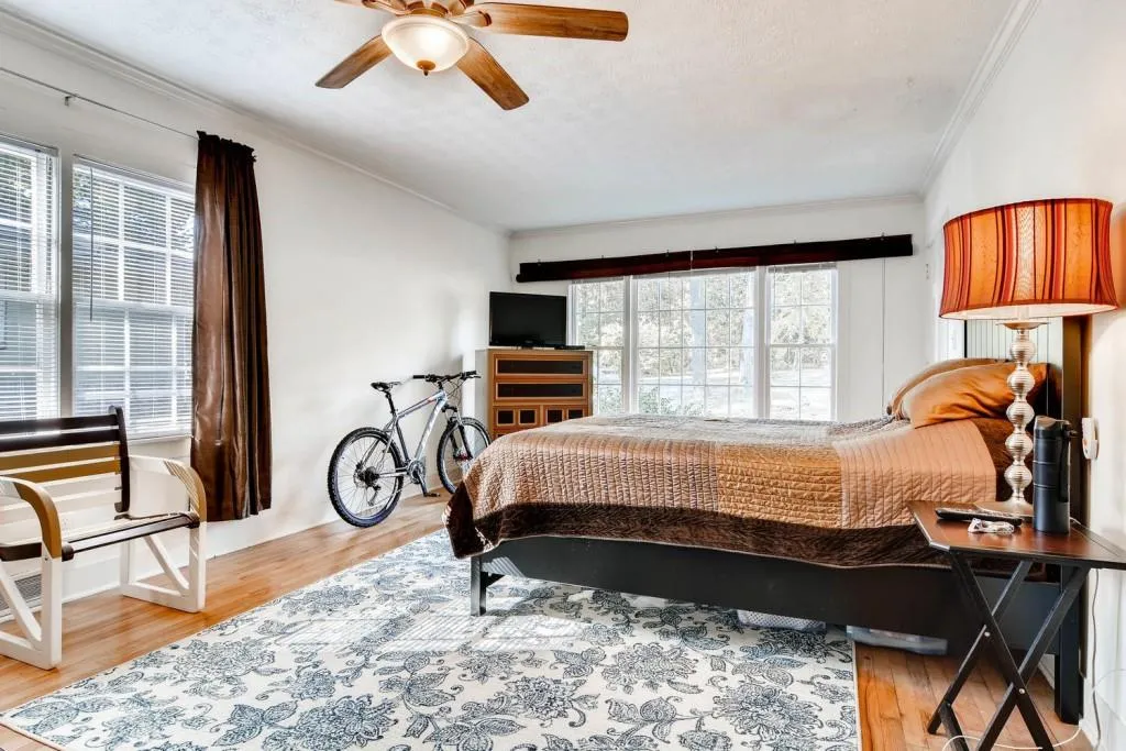 430 Hilderbrand Drive, Sandy Springs, Georgia 30328, 5 Bedrooms Bedrooms, ,2 BathroomsBathrooms,Residential,Sold,430 Hilderbrand Drive,5766933