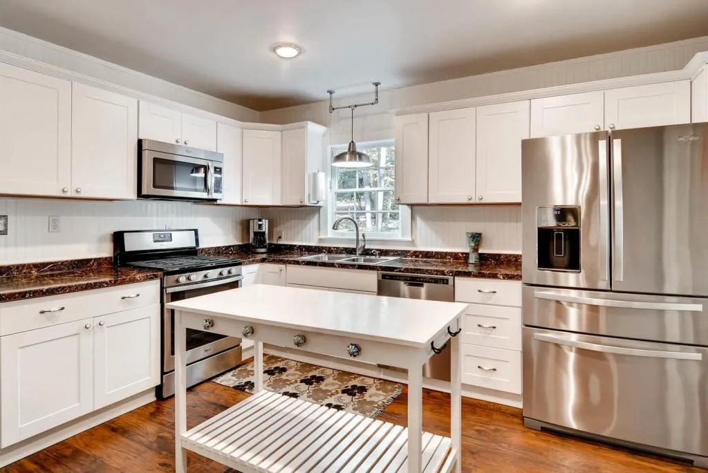 430 Hilderbrand Drive, Sandy Springs, Georgia 30328, 5 Bedrooms Bedrooms, ,2 BathroomsBathrooms,Residential,Sold,430 Hilderbrand Drive,5766933