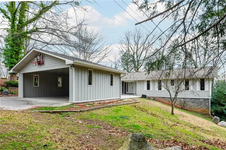 3346 Little Circle, Gainesville, Georgia 30506