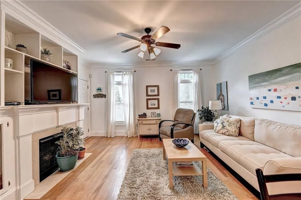 303 Le Gran Bend, Atlanta, Georgia 30328, 2 Bedrooms Bedrooms, ,2 BathroomsBathrooms,Residential,Sold,303 Le Gran Bend,6947047