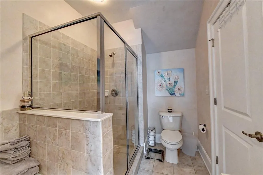 303 Le Gran Bend, Atlanta, Georgia 30328, 2 Bedrooms Bedrooms, ,2 BathroomsBathrooms,Residential,Sold,303 Le Gran Bend,6947047