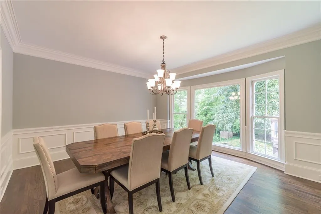 1565 Lazy River Lane, Sandy Springs, Georgia 30350, 5 Bedrooms Bedrooms, ,4 BathroomsBathrooms,Residential,Sold,1565 Lazy River Lane,6973060