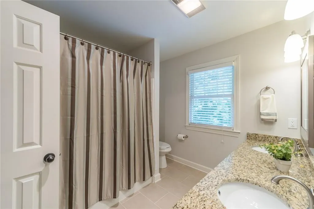 1565 Lazy River Lane, Sandy Springs, Georgia 30350, 5 Bedrooms Bedrooms, ,4 BathroomsBathrooms,Residential,Sold,1565 Lazy River Lane,6973060