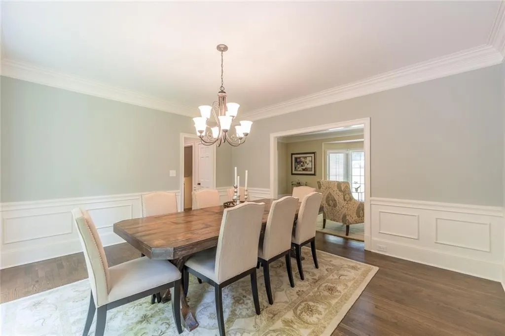 1565 Lazy River Lane, Sandy Springs, Georgia 30350, 5 Bedrooms Bedrooms, ,4 BathroomsBathrooms,Residential,Sold,1565 Lazy River Lane,6973060