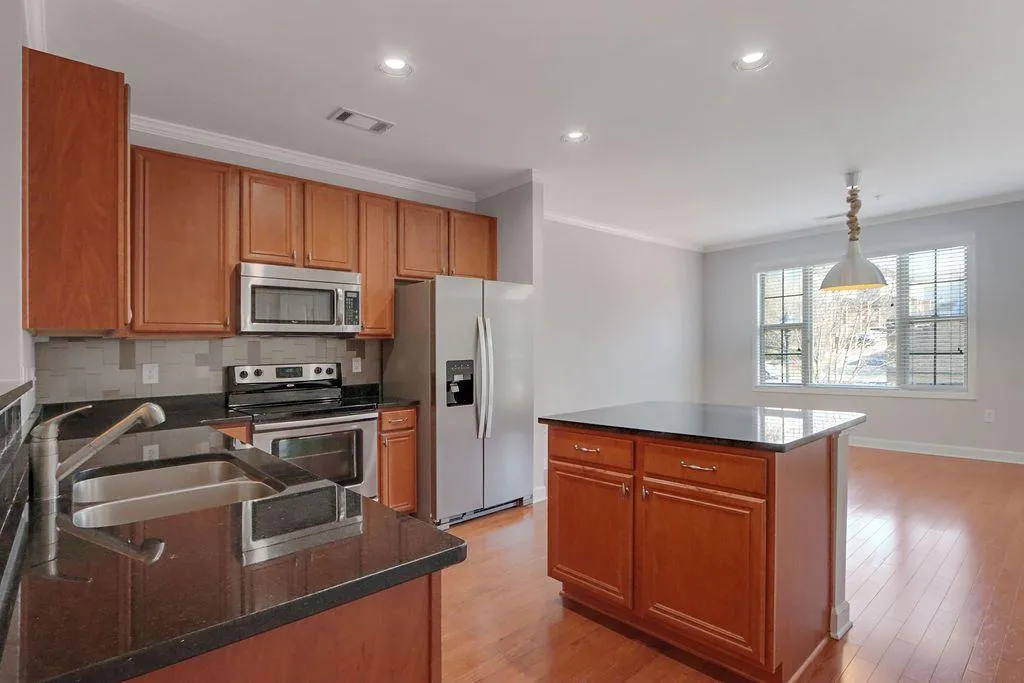 7265 Glisten Avenue Unit 122, Atlanta, Georgia 30328, 1 Bedroom Bedrooms, ,1 BathroomBathrooms,Residential,Sold,7265 Glisten Avenue Unit 122,7334481