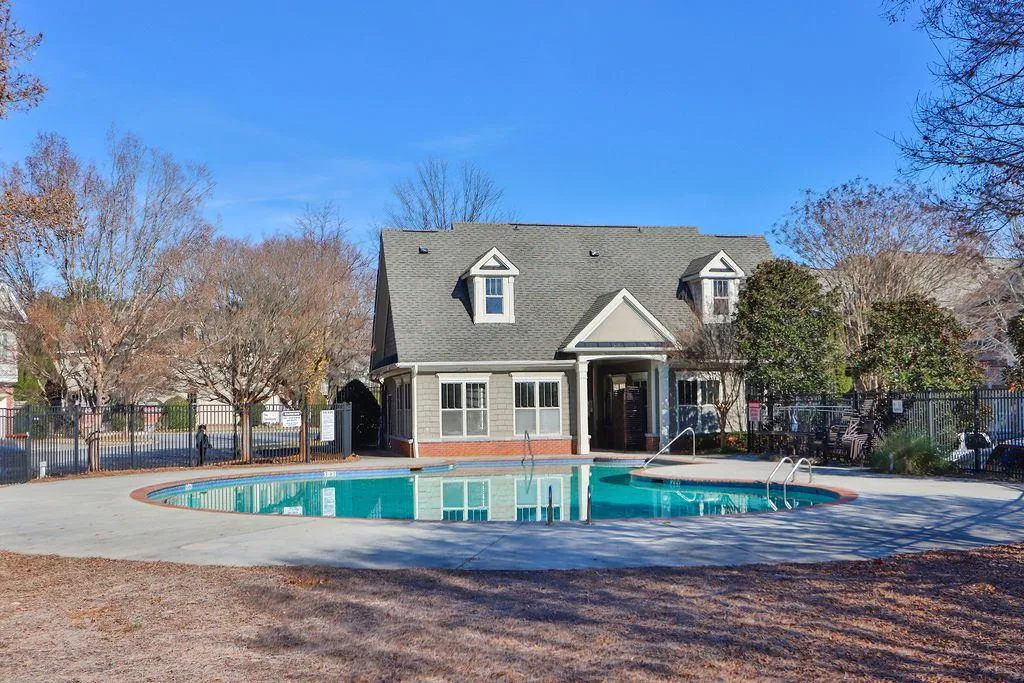 7265 Glisten Avenue Unit 122, Atlanta, Georgia 30328, 1 Bedroom Bedrooms, ,1 BathroomBathrooms,Residential,Sold,7265 Glisten Avenue Unit 122,7334481