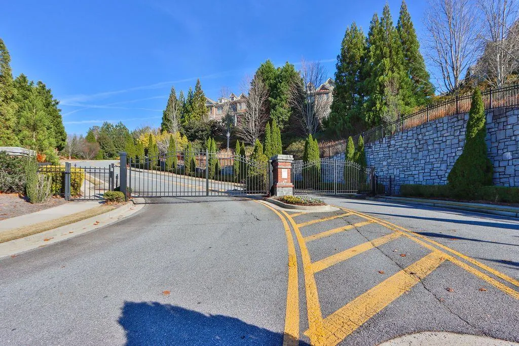 7265 Glisten Avenue Unit 122, Atlanta, Georgia 30328, 1 Bedroom Bedrooms, ,1 BathroomBathrooms,Residential,Sold,7265 Glisten Avenue Unit 122,7334481