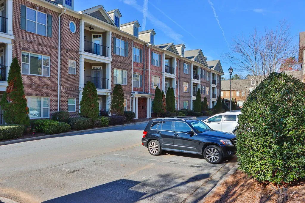 7265 Glisten Avenue Unit 122, Atlanta, Georgia 30328, 1 Bedroom Bedrooms, ,1 BathroomBathrooms,Residential,Sold,7265 Glisten Avenue Unit 122,7334481