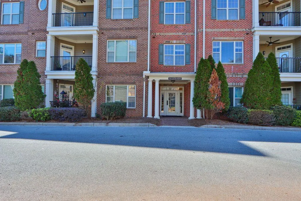 7265 Glisten Avenue Unit 122, Atlanta, Georgia 30328, 1 Bedroom Bedrooms, ,1 BathroomBathrooms,Residential,Sold,7265 Glisten Avenue Unit 122,7334481