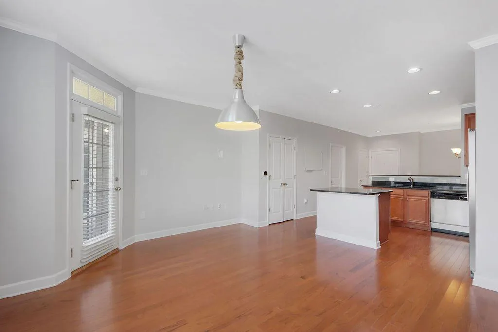 7265 Glisten Avenue Unit 122, Atlanta, Georgia 30328, 1 Bedroom Bedrooms, ,1 BathroomBathrooms,Residential,Sold,7265 Glisten Avenue Unit 122,7334481